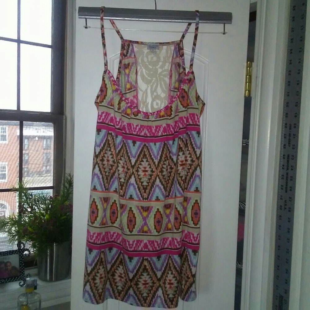 Flared colored tank